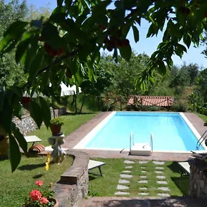 agriturismo-lo-strettoio.it-tuscanyhotel.com/