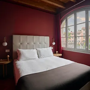rego-holiday-apartments-city-center.it-lombardy.com/