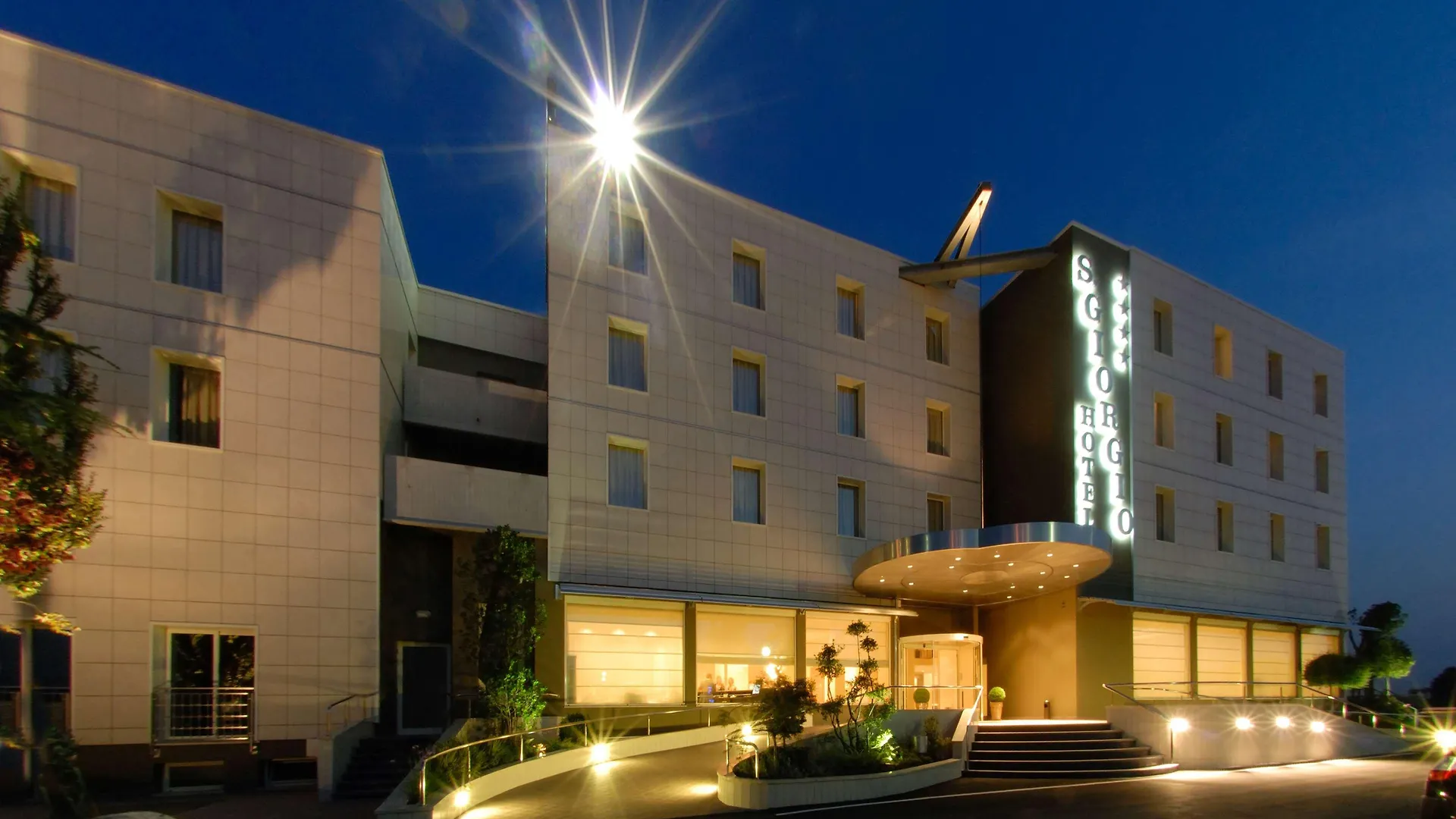 San Giorgio, Sure Hotel Collection By Best Western Forlì 4*,